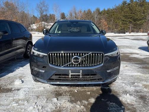 2023 Volvo XC60 B5 Plus Bright Theme