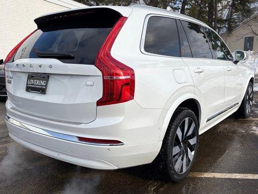 2024 Volvo XC90 Recharge Plug-In Hybrid T8 Ultimate 6-Seater