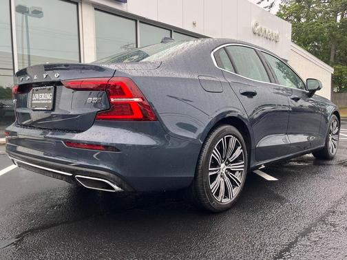 2022 Volvo S60 B5 Inscription