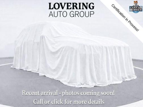 Gray Metallic 2023 Volvo XC40 B5 Plus Dark Theme
