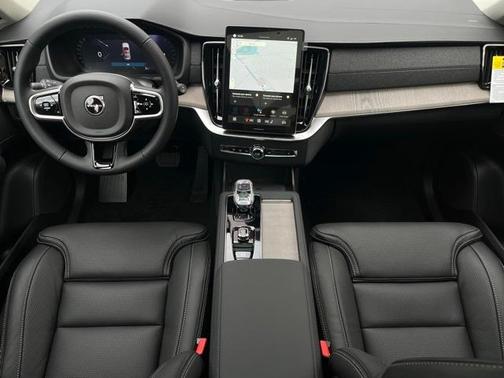 2026 Volvo XC90 B6 Ultra 7-Seater