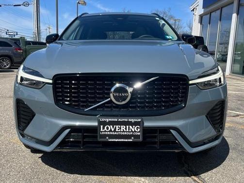 2024 Volvo XC60 B5 Plus Dark Theme