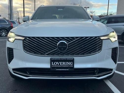 2026 Volvo XC90 B6 Plus 7-Seater