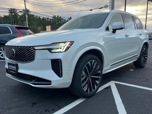 2026 Volvo XC90 B6 Plus 7-Seater