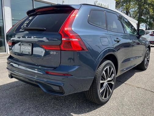 2025 Volvo XC60 B5 Plus