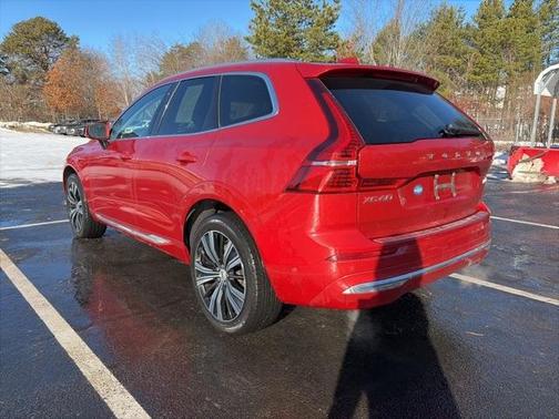 2023 Volvo XC60 B5 Plus Bright Theme