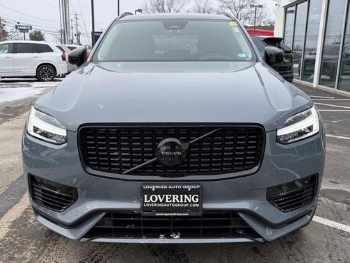 2023 Volvo XC90 Recharge Plug-In Hybrid T8 Ultimate Dark Theme 7-Seater