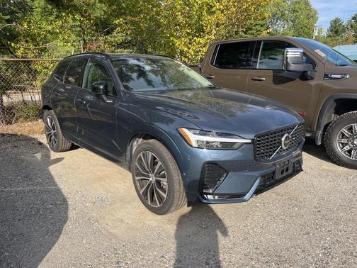 2025 Volvo XC60 B5 Plus