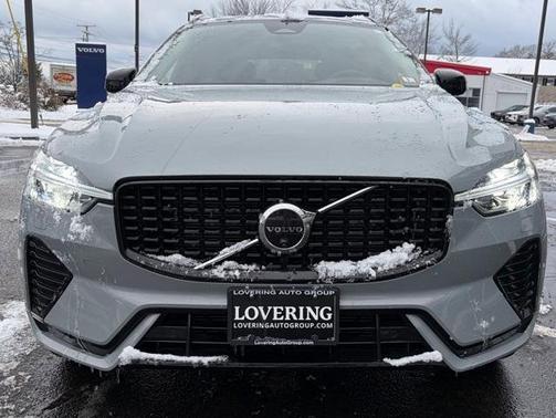 2025 Volvo XC90 B6 Plus 7-Seater