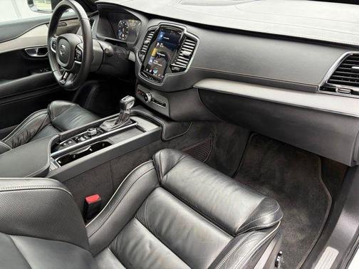 2021 Volvo XC90 T6 R-Design 7 Passenger