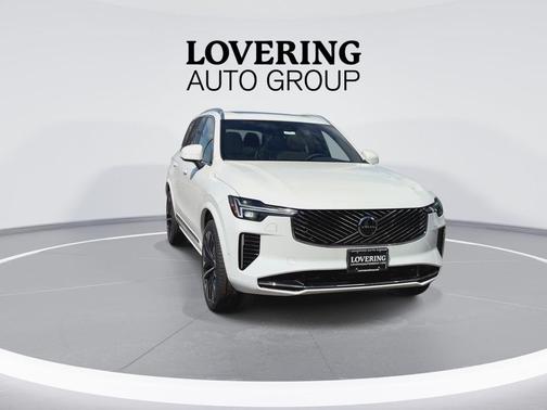Crystal White 2026 Volvo XC90 B6 Plus 7-Seater