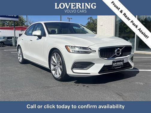 2020 Volvo S60 T6 Momentum