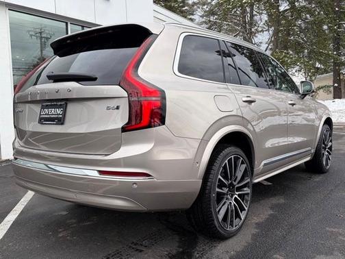 2026 Volvo XC90 B6 Plus 7-Seater