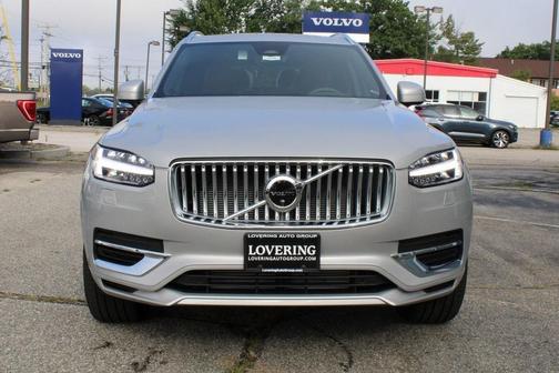 2025 Volvo XC90 Plug-In Hybrid T8 Plus 7-Seater