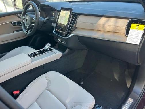 2026 Volvo XC90 B5 Plus 7-Seater