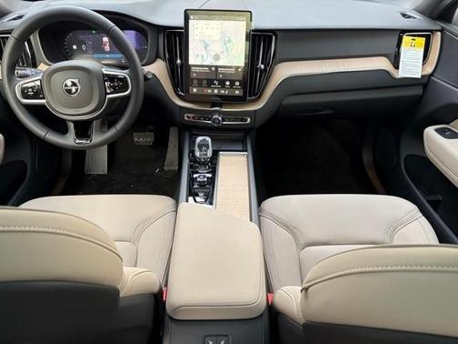 2026 Volvo XC60 Plug-In Hybrid T8 Plus