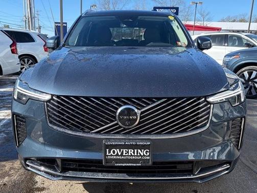 2025 Volvo XC90 B6 Plus 7-Seater