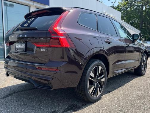 2026 Volvo XC60 B5 PLUS