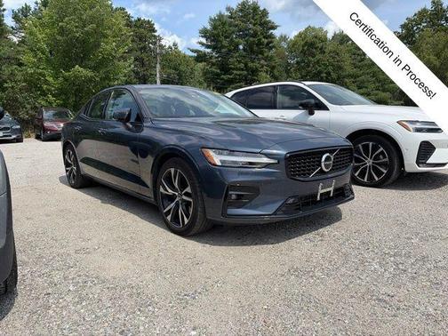 Denim Blue 2023 Volvo S60 B5 Plus Dark Theme