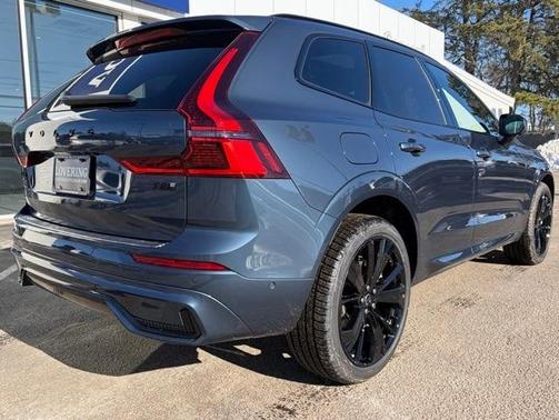 2026 Volvo XC60 Plug-In Hybrid T8 Ultra Black Edition
