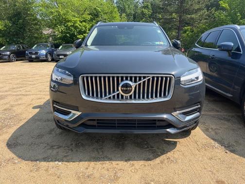 2022 Volvo XC90 T6 Inscription 7 Passenger