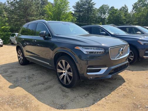 2022 Volvo XC90 T6 Inscription 7 Passenger