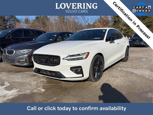 2024 Volvo S60 B5 Plus Black Edition