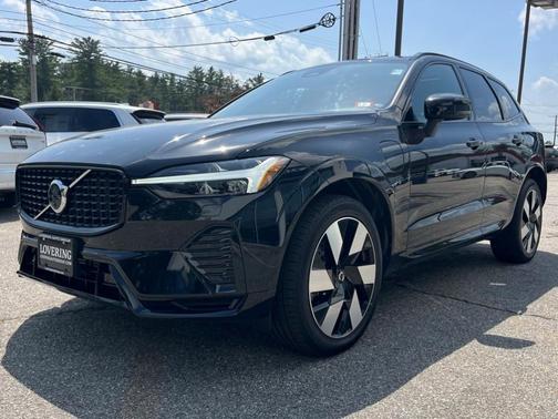 2025 Volvo XC60 Plug-In Hybrid T8 Plus