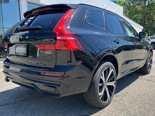 2025 Volvo XC60 B5 Ultra