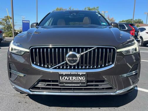 2022 Volvo XC60 B5 Inscription