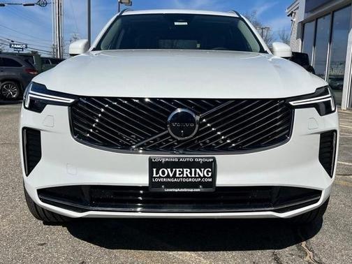 2025 Volvo XC90 B6 Plus 7-Seater