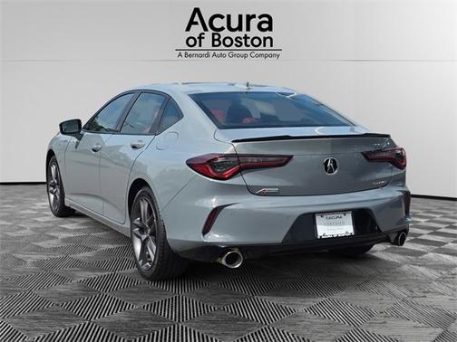 2025 Acura TLX 
