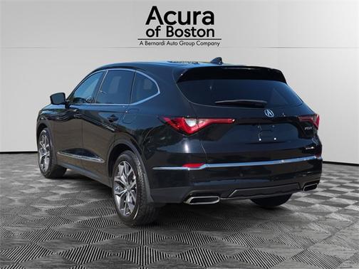 2023 Acura MDX 