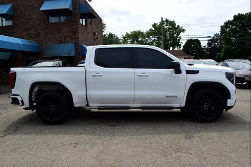 2022 GMC Sierra 1500 Elevation