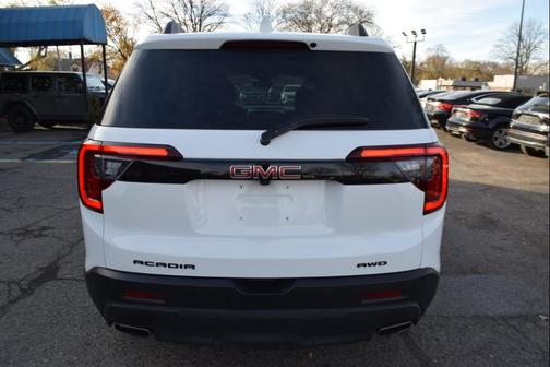 2022 GMC Acadia AWD SLE