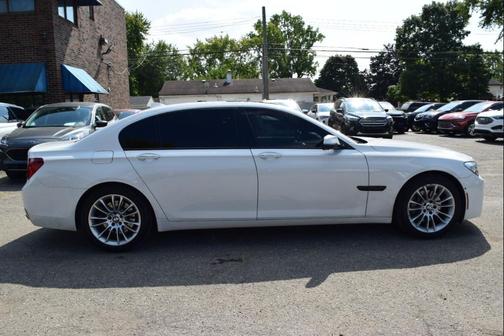 2015 BMW 750 Li