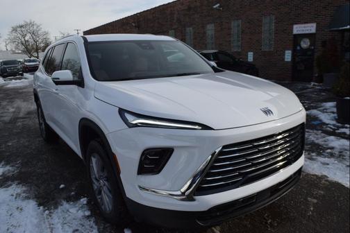 2025 Buick Enclave Preferred FWD