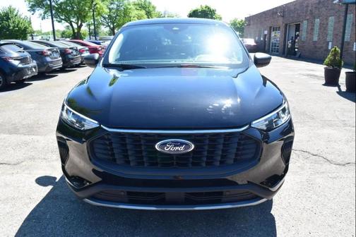 Agate Black Metallic 2025 Ford Escape Active