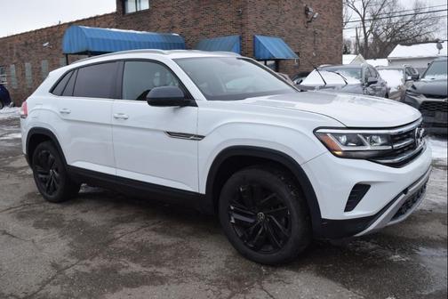 2022 Volkswagen Atlas Cross Sport 3.6L V6 SE w/Technology