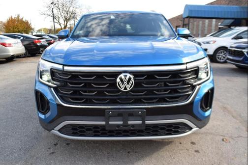 2024 Volkswagen Atlas Cross Sport 2.0T SE w/Technology 4MOTION