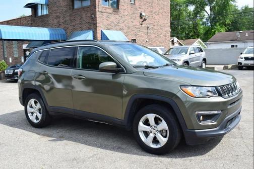 Olive Green Pearlcoat 2018 Jeep Compass Latitude