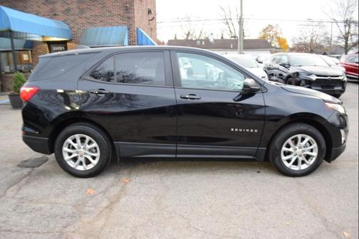 2021 Chevrolet Equinox LS