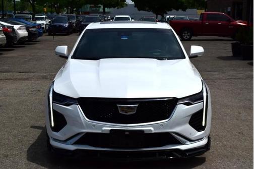 2024 Cadillac CT4 Premium Luxury