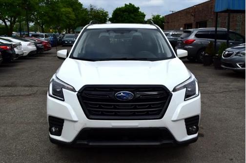 2023 Subaru Forester Premium