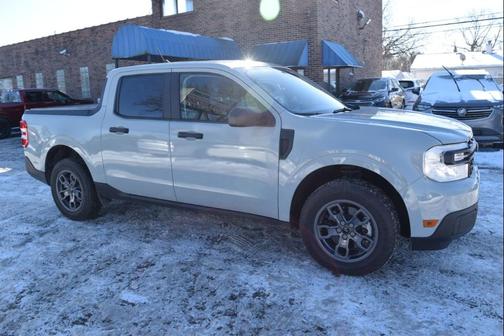 2024 Ford Maverick XL