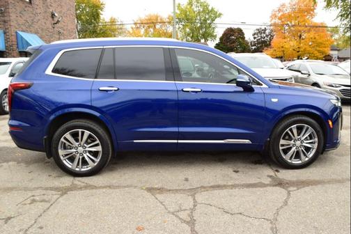 2023 Cadillac XT6 Premium Luxury AWD