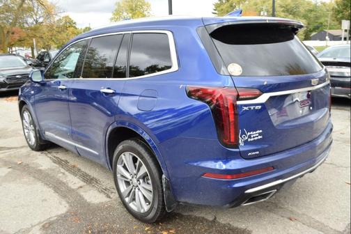 2023 Cadillac XT6 Premium Luxury AWD