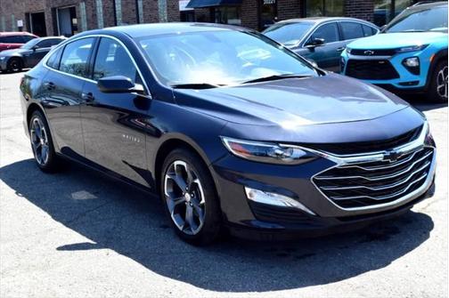 2022 Chevrolet Malibu FWD LT