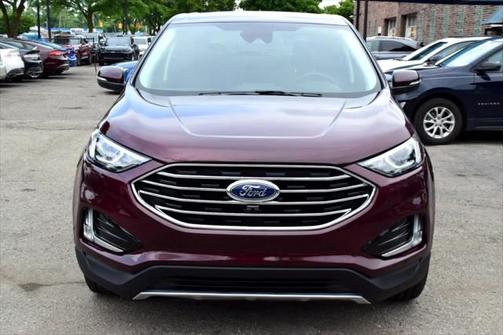 2023 Ford Edge Titanium