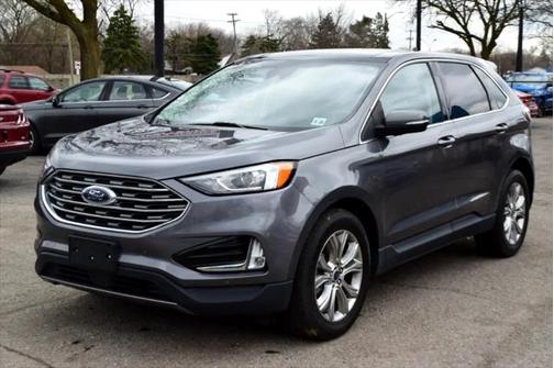 2021 Ford Edge Titanium